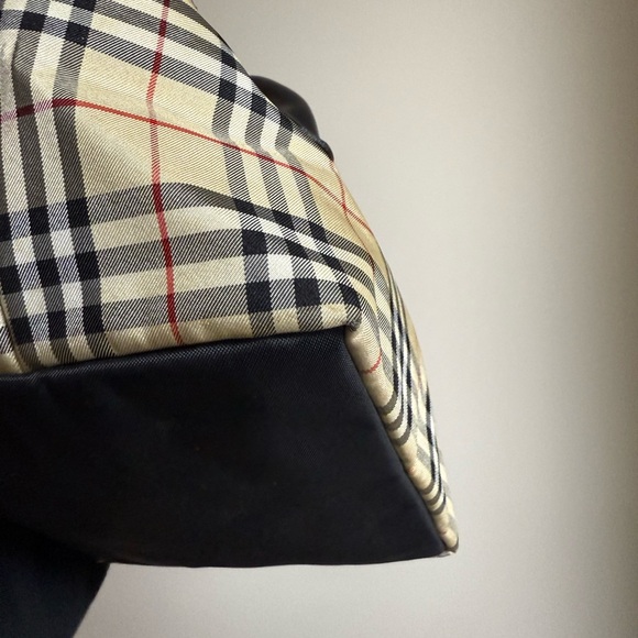 Burberry nova check Women's Handbag - Picture 3 of 9